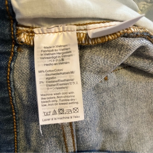 Levis Premium Denim Wedgie Jeans High Rise Dark Wash Stretch Tapered Leg Blue 26 - Picture 4 of 12